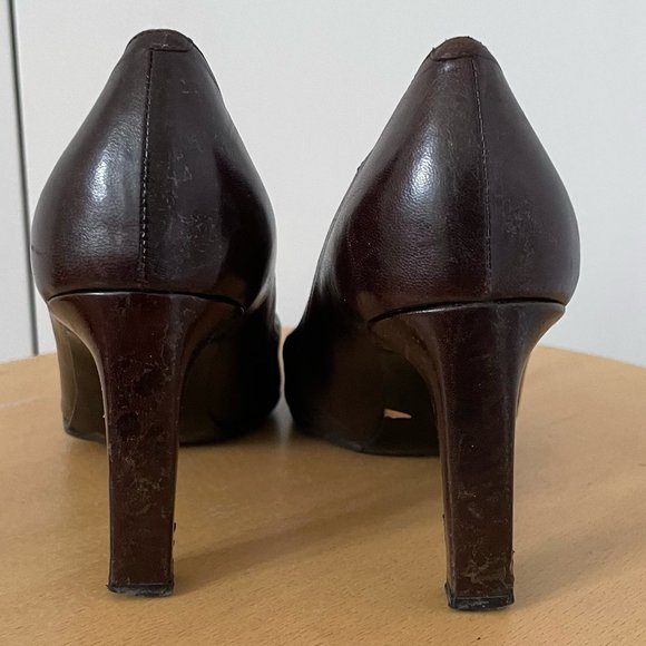 CHANEL Brown Leather Heels - Picture 3 of 6